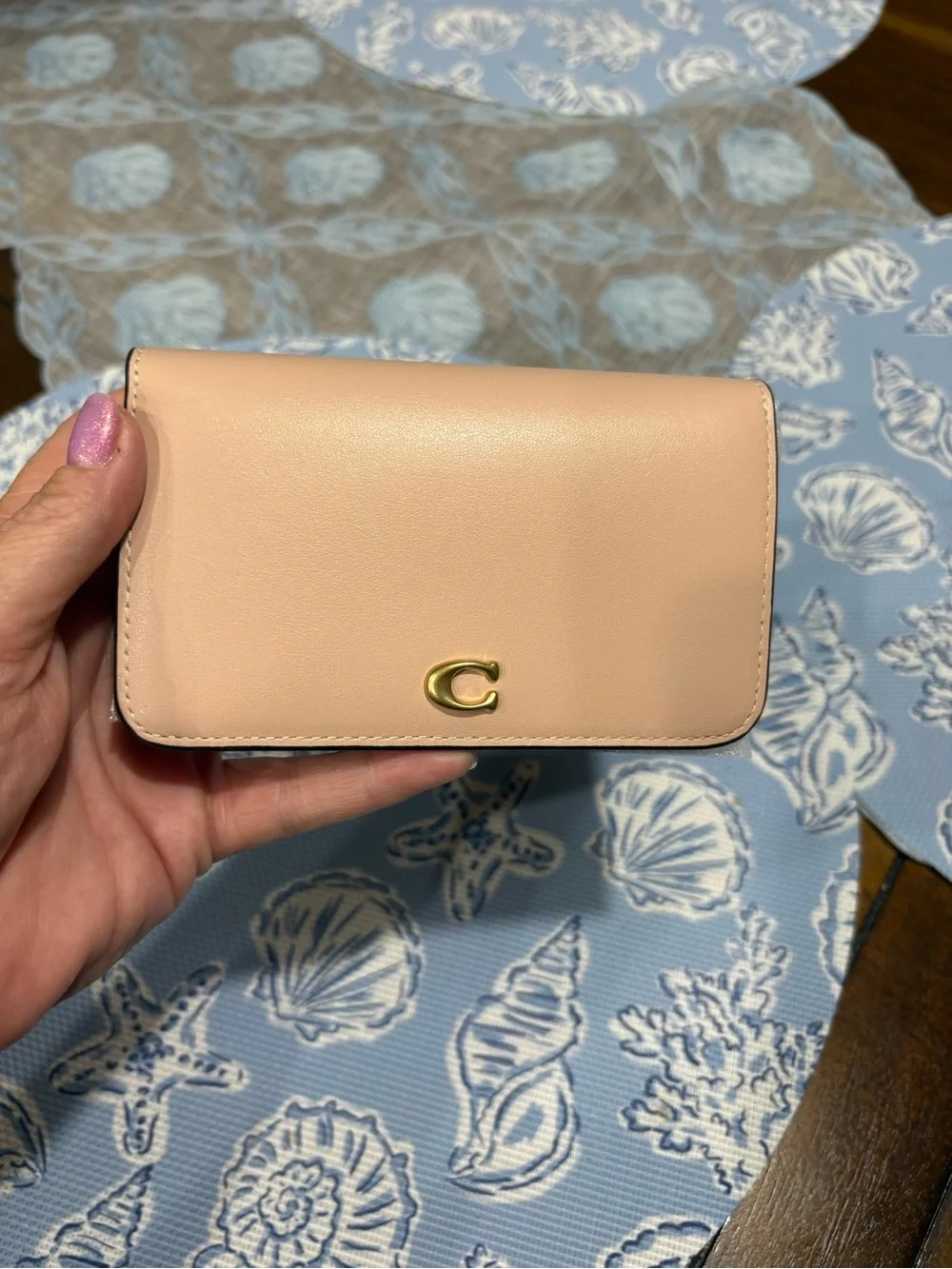 Coach essential slim card case color cream